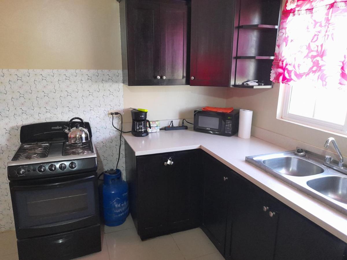 Loodik Vacation Home Brompton Manor Black River Buitenkant foto